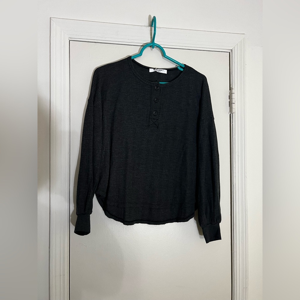 Project Social T Henley Long Sleeve Thermal Shirt
Size X-Small
Brand New